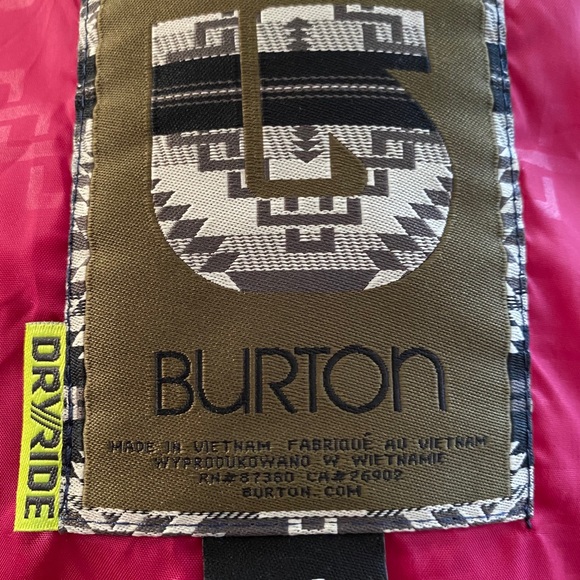 Burton snow board or ski jacket - Picture 2 of 4